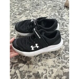 Boys Black Under Armour Shoes Size 2.5 Youth
